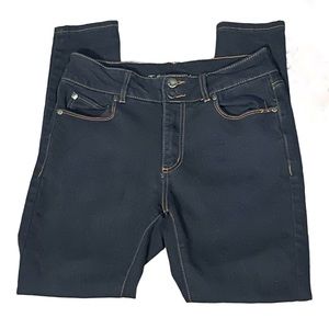 Tahari Mid-Rise Ankle Jeans